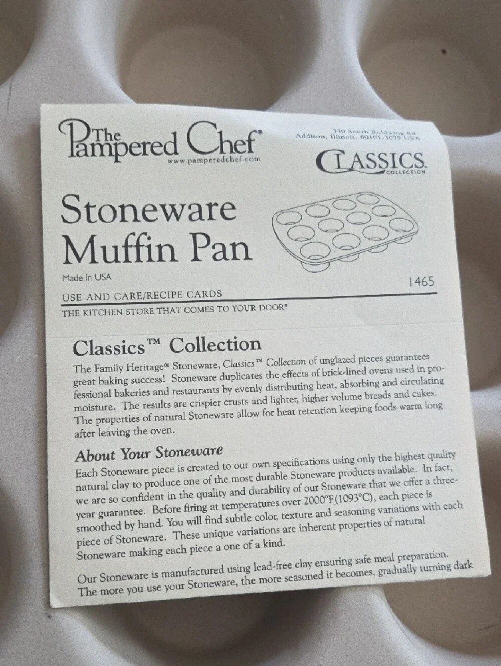 The Pampered Chef stoneware muffin